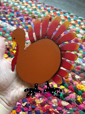 ROEDA HAND-PAINTED METAL THANKSGIVING TURKEY MAGNET